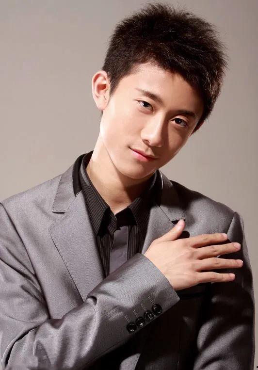 张一山娱乐圈吃瓜视频大全,张一山娱乐圈独家吃瓜视频大盘点