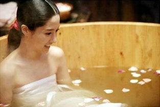 明星洗澡戏,揭秘明星洗澡戏幕后花絮